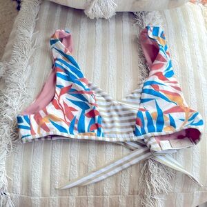 Seea reversible Milos bikini top in Vida